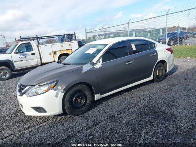 Nissan Altima 2.5 Sv 2018 1N4AL3AP2JC157933 Image 2