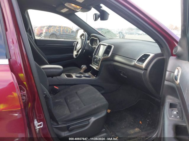 1C4RJFAG9HC946952 Jeep Grand Cherokee Laredo 4x4
