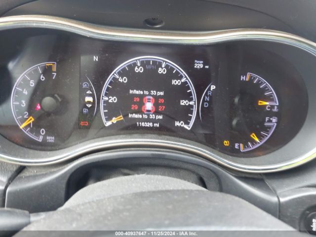 1C4RJFAG9HC946952 Jeep Grand Cherokee Laredo 4x4