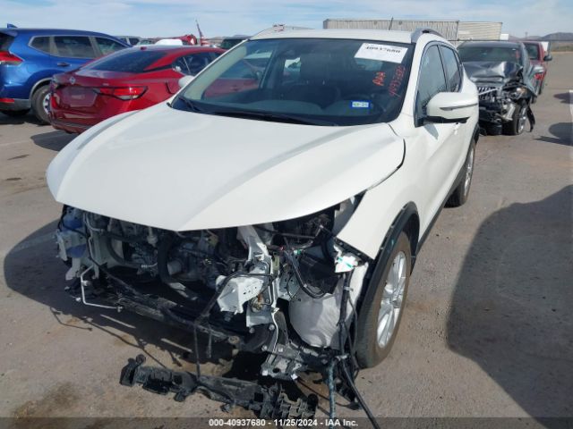 JN1BJ1BW8NW488683 Nissan Rogue Sport Sv Awd Xtronic Cvt