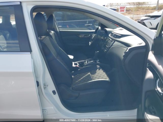 JN1BJ1BW8NW488683 Nissan Rogue Sport Sv Awd Xtronic Cvt