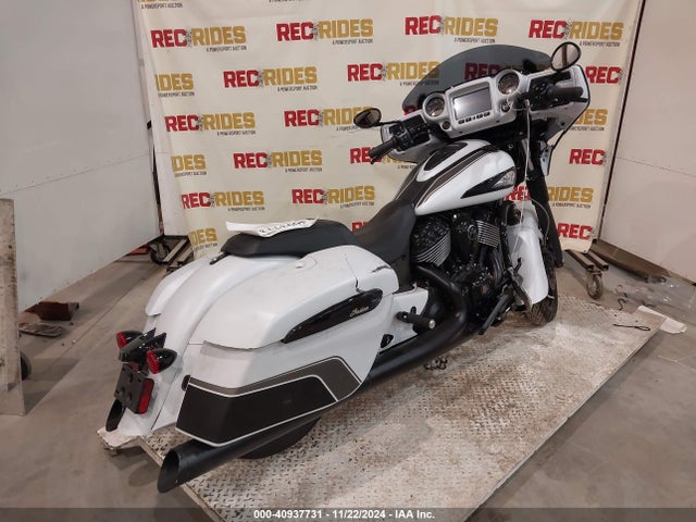 2024 INDIAN MOTORCYCLE CO. CHIEFTAIN 56KTCDBB4R3423762 Photo 3