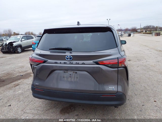 Toyota SIENNA XLE 2021 5TDYSKFC7MS005631 Image 16