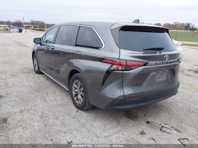 Toyota SIENNA XLE 2021 5TDYSKFC7MS005631 Image 3