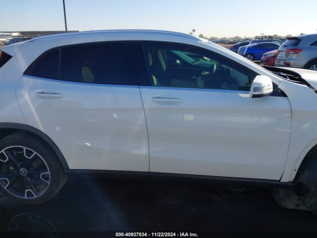 WDCTG4EB3KU018590 Mercedes-Benz GLA 250