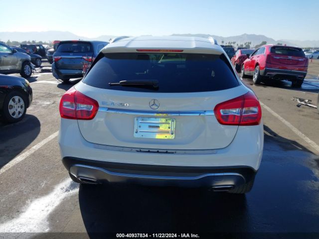 WDCTG4EB3KU018590 Mercedes-Benz GLA 250