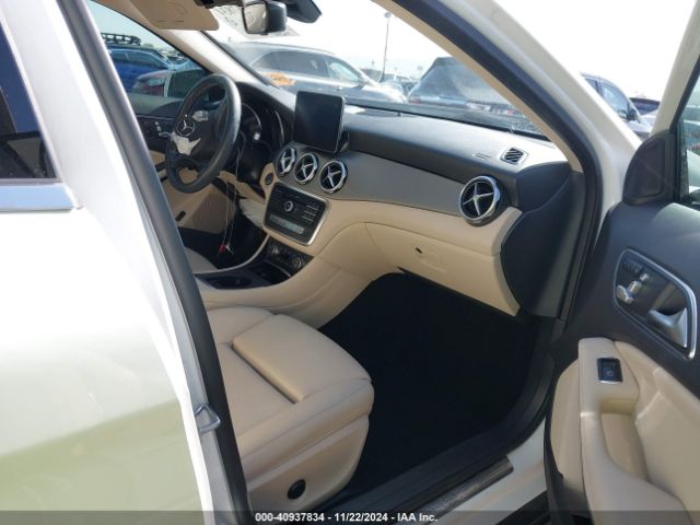 WDCTG4EB3KU018590 Mercedes-Benz GLA 250