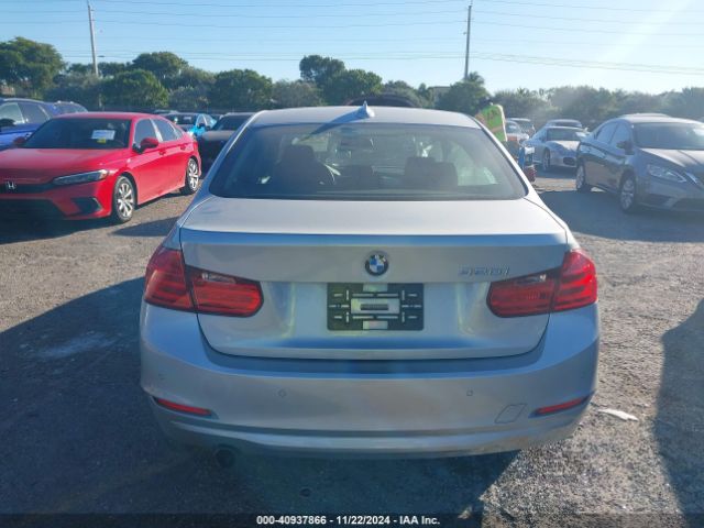 WBA3B1G57FNT02182 BMW 320i