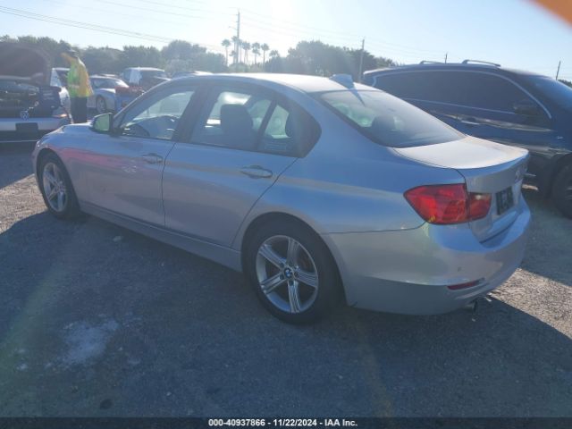 WBA3B1G57FNT02182 BMW 320i