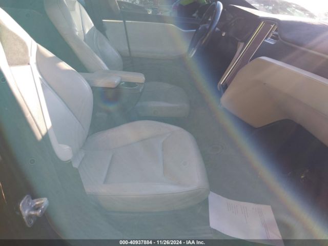 5YJSA1H47FF084671 Tesla Model S 85d/p85d