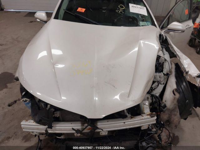 3LN6L2JK0FR618792 Lincoln MKZ