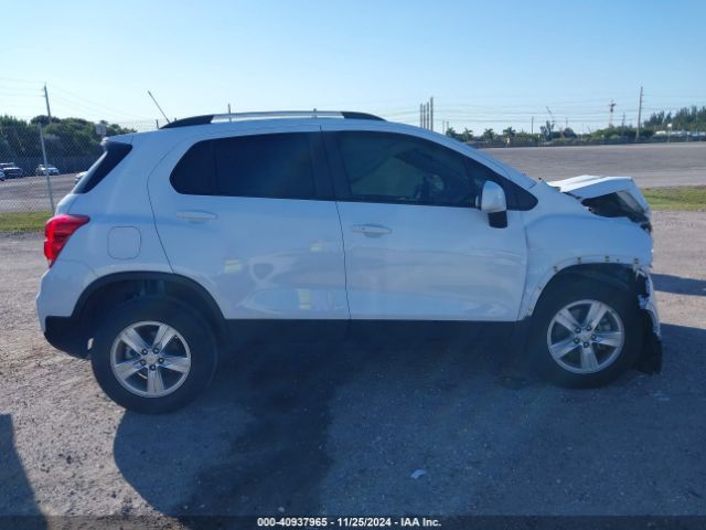 KL7CJPSM3NB566259 Chevrolet Trax Awd Lt