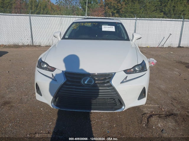 Lexus IS 200T 2017 JTHBA1D24H5061467 Image 12