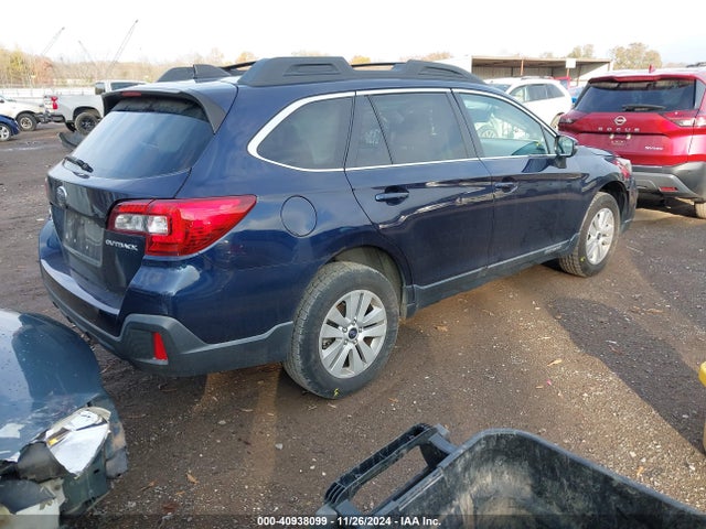 Subaru Outback 2.5i Premium 2018 4S4BSAFC7J3257064 Image 4