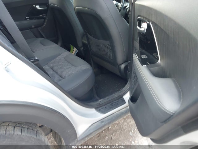 KIA Niro Lxs 2020 KNDCB3LC3L5413813 Image 8