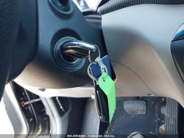 KM8J2CA48KU978920 Hyundai TUCSON SE