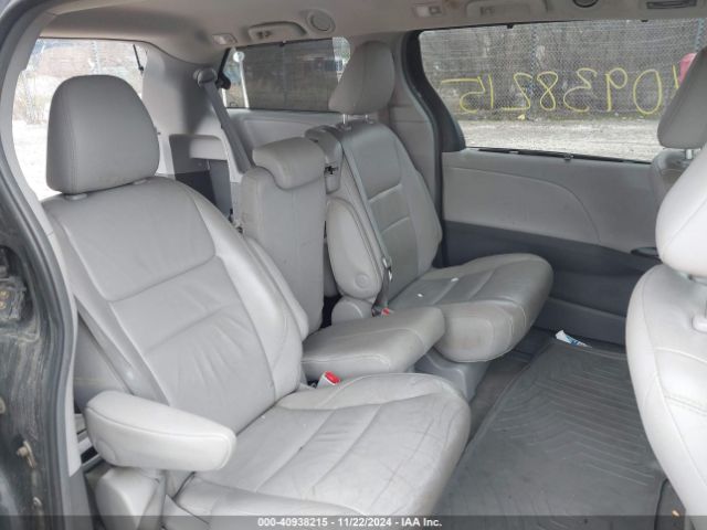5TDYK3DC3FS624884 Toyota Sienna Xle/limited