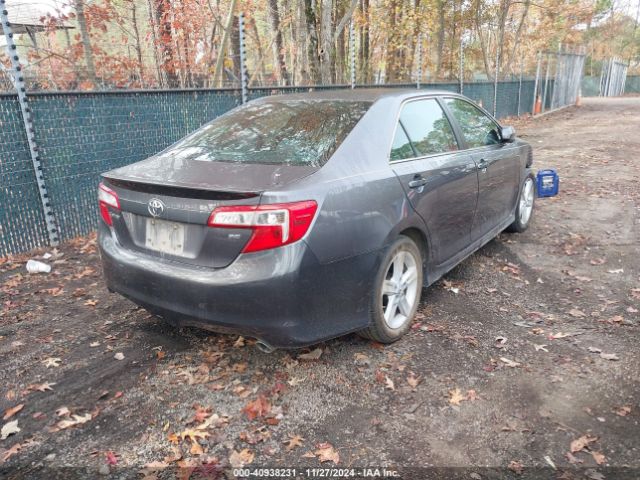 4T1BF1FK3EU417100 Toyota CAMRY SE