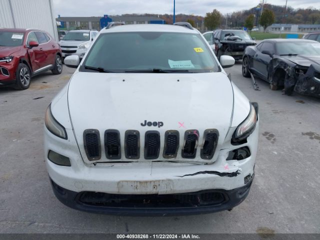 1C4PJMCS8FW755824 Jeep Cherokee Latitude Altitude