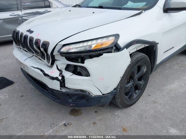 1C4PJMCS8FW755824 Jeep Cherokee Latitude Altitude