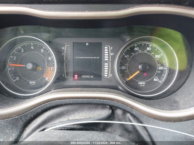 1C4PJMCS8FW755824 Jeep Cherokee Latitude Altitude