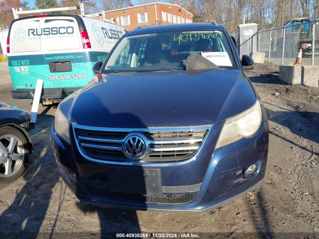 Aukcja sprzedaży 2011 Volkswagen Tiguan Se, vin: WVGBV7AX2BW530447, numer aukcji: 40938269