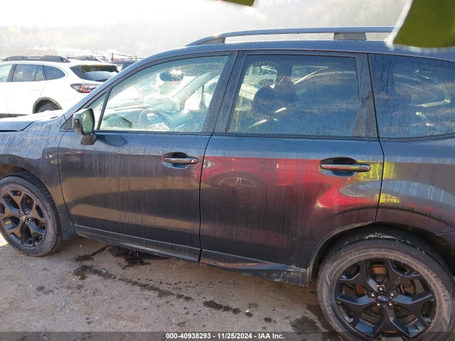 Subaru Forester 2.5i Premium 2018 JF2SJAGC2JH598379 Image 14