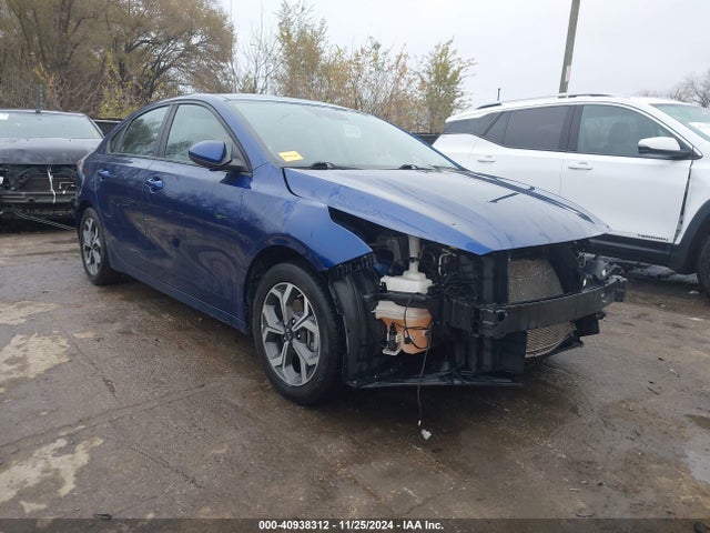 2019 3KPF24AD4KE074996 main image