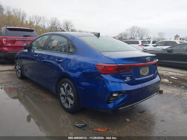 KIA Forte Lxs 2019 3KPF24AD4KE074996 Image 3