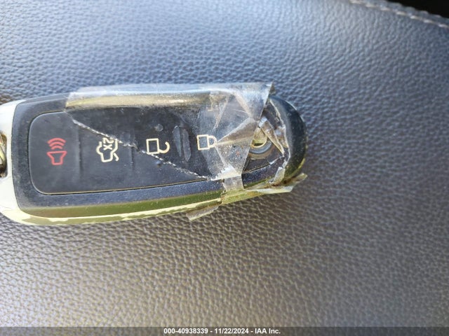Ford Escape Titanium 2018 1FMCU9J9XJUD56674 Image 11