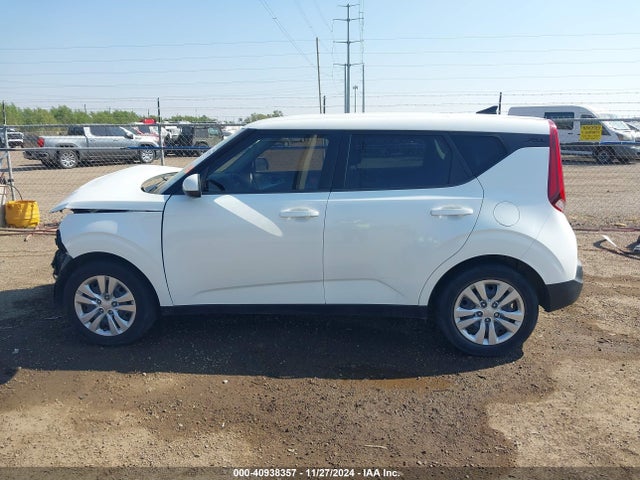 KIA SOUL LX 2022 KNDJ23AU0N7153736 Image 15
