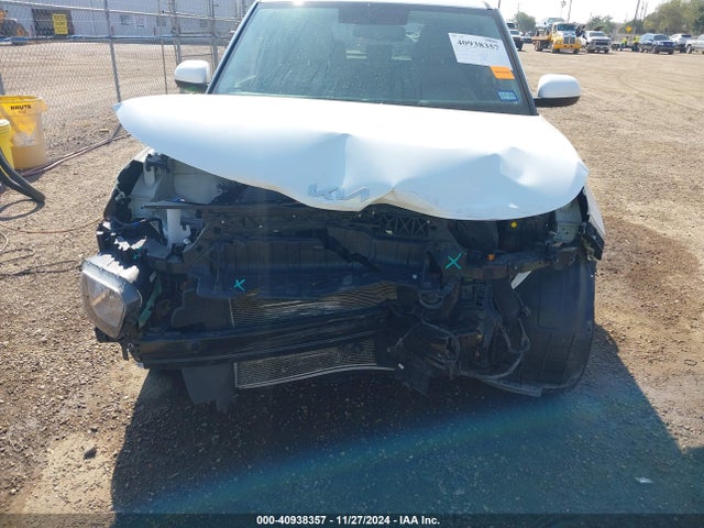 KIA SOUL LX 2022 KNDJ23AU0N7153736 Image 6