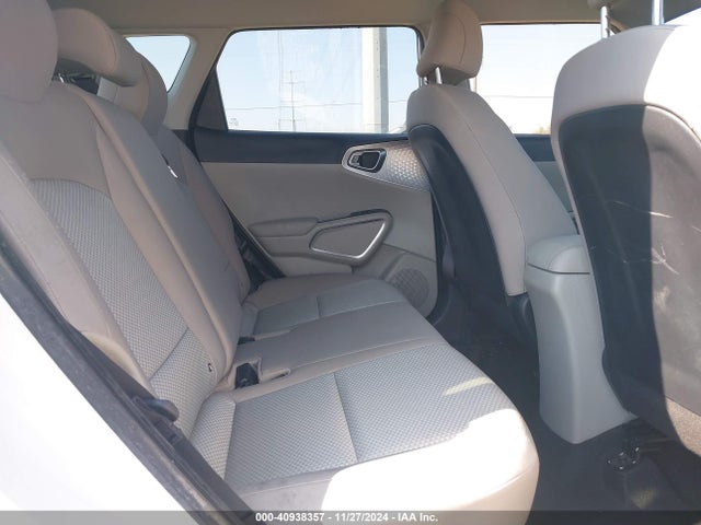 KIA SOUL LX 2022 KNDJ23AU0N7153736 Image 8