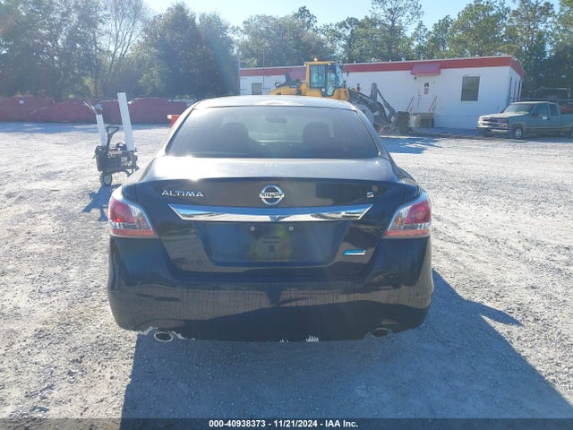 Nissan Altima 2.5 S 2014 1N4AL3AP3EN213324 Image 16