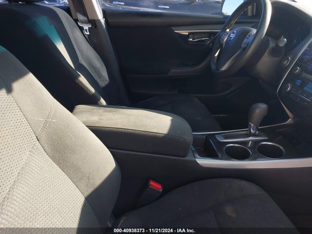 Nissan Altima 2.5 S 2014 1N4AL3AP3EN213324 Image 5