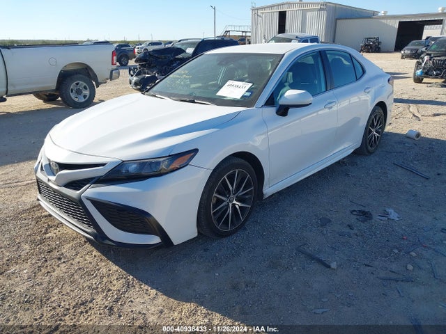 Toyota CAMRY SE 2021 4T1G11AK6MU549682 Image 2