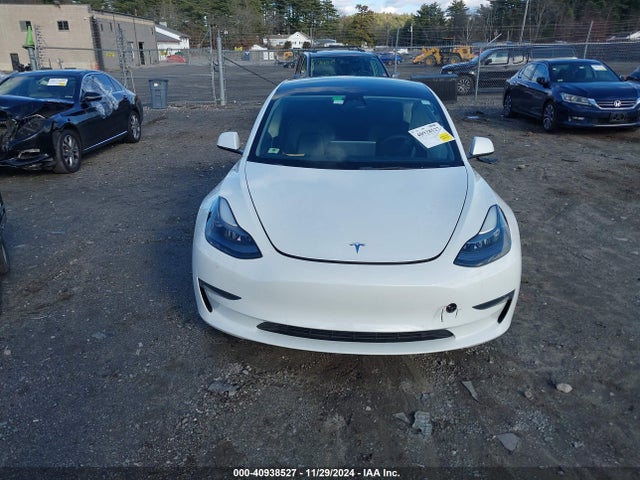 Tesla 2022 2022 5YJ3E1EB5NF180597 Image 12