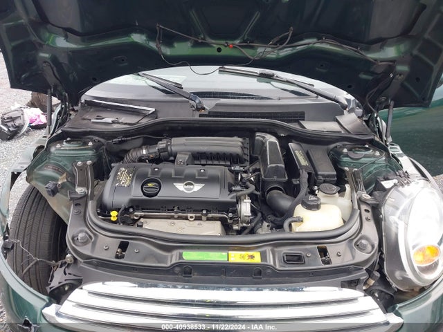 2011 MINI COOPER WMWSU3C56BTX96032 Photo 9