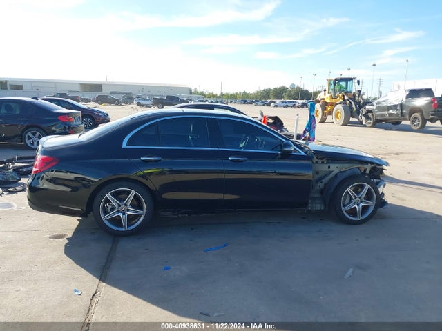 Mercedes-Benz E 300 2019 WDDZF4JBXKA514874 Image 13