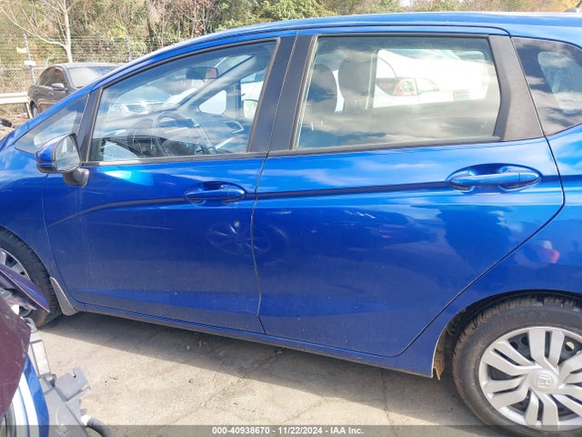 Honda FIT LX 2016 JHMGK5H58GX008305 Image 14