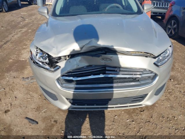 3FA6P0H78FR180589 Ford FUSION SE