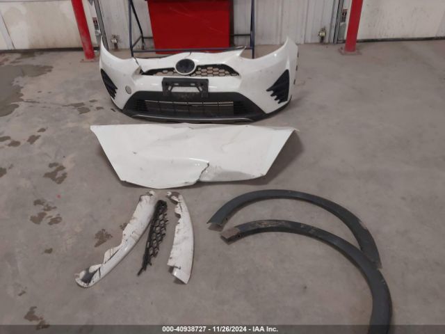 JTDKDTB34J1618438 Toyota Prius C One
