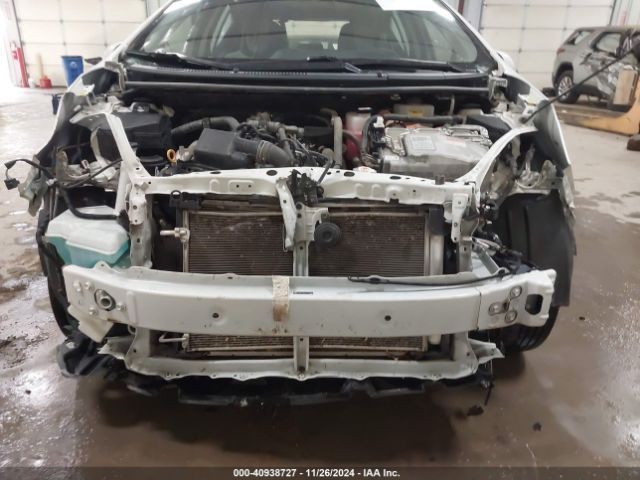 JTDKDTB34J1618438 Toyota Prius C One