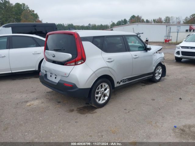 KNDJ23AU8M7748784 KIA SOUL S