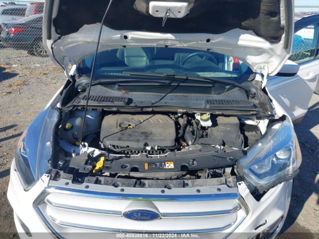 1FMCU9HD2JUB09434 Ford ESCAPE SEL