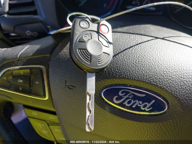 1FMCU9HD2JUB09434 Ford ESCAPE SEL