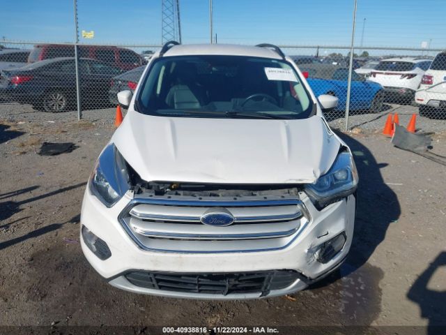 1FMCU9HD2JUB09434 Ford ESCAPE SEL