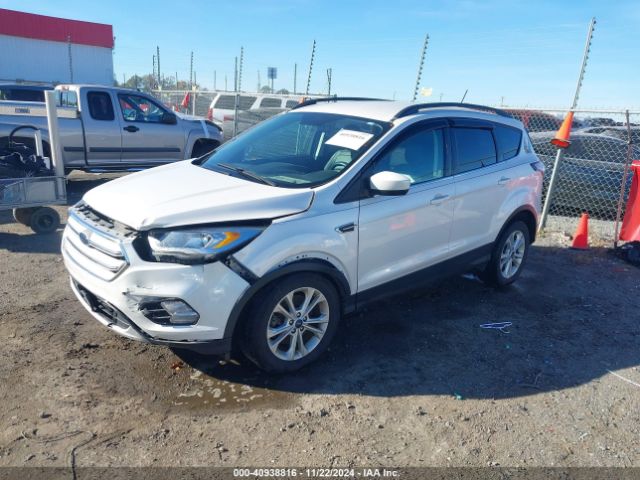 1FMCU9HD2JUB09434 Ford ESCAPE SEL
