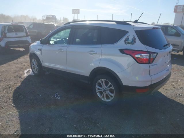 1FMCU9HD2JUB09434 Ford ESCAPE SEL