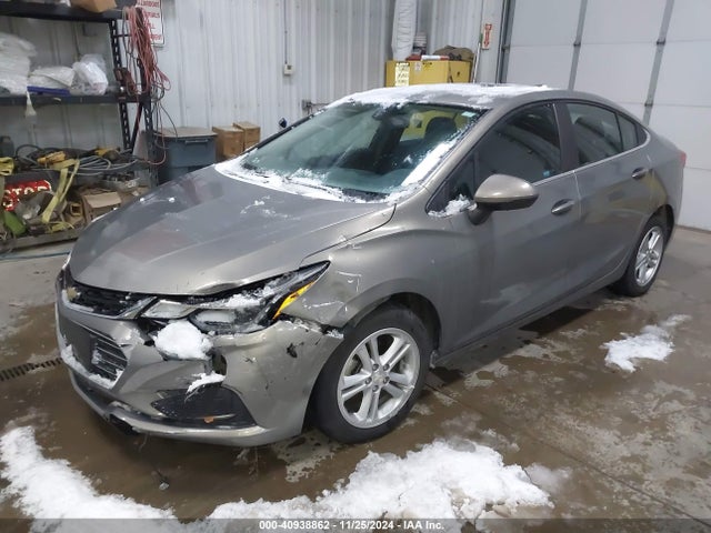 Chevrolet Cruze Lt Auto 2017 3G1BE5SM7HS556990 Image 2
